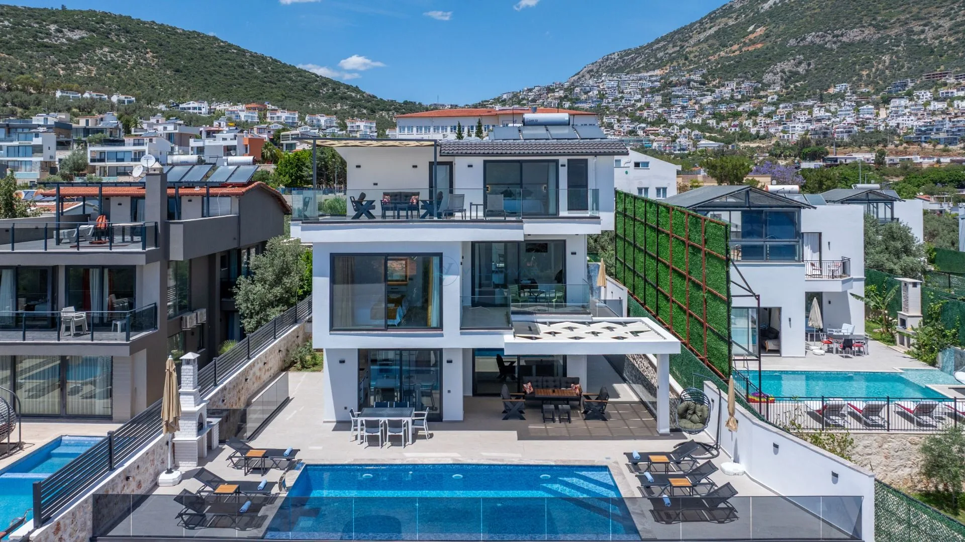 Villa Lovely 2