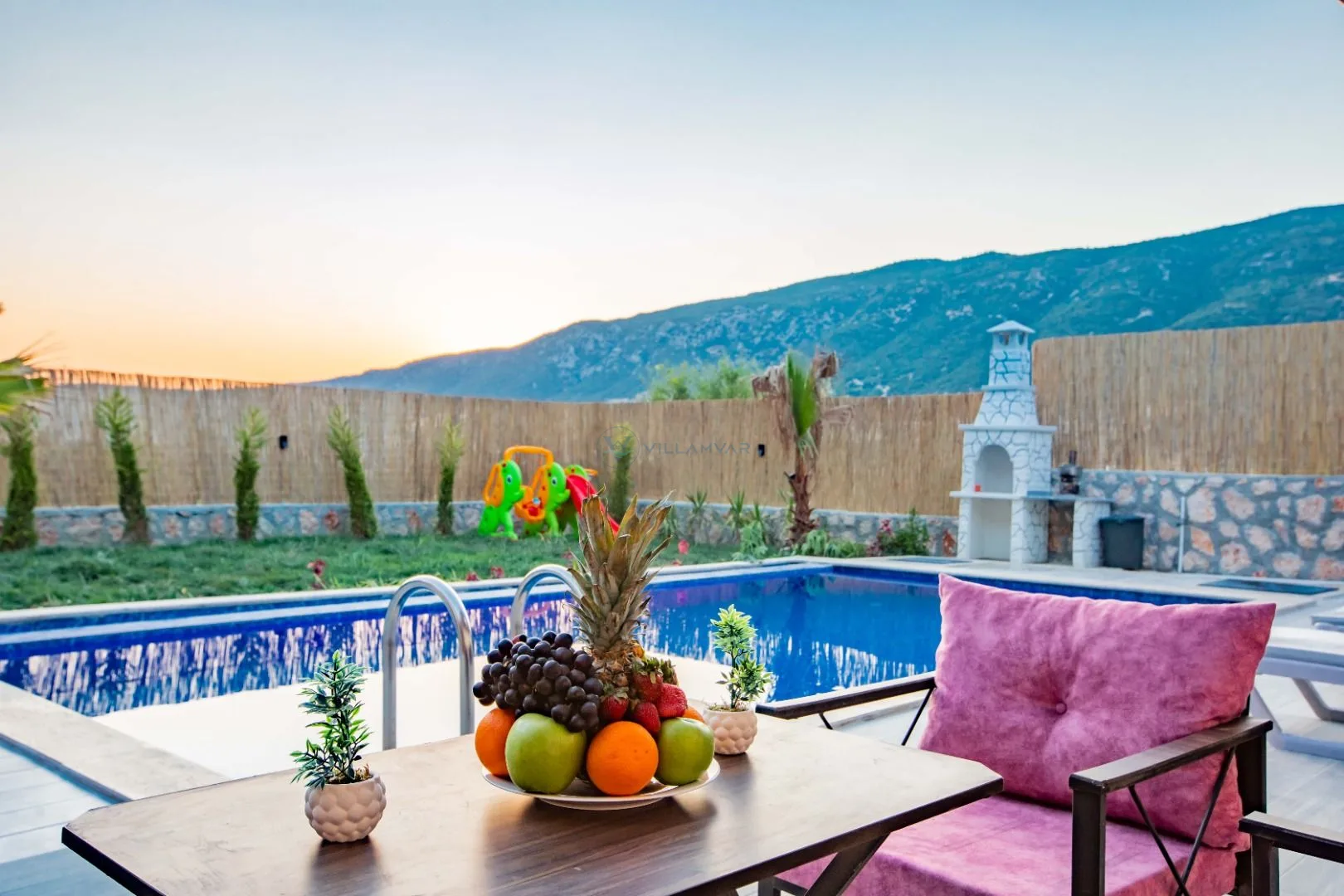 Villa Sunflower