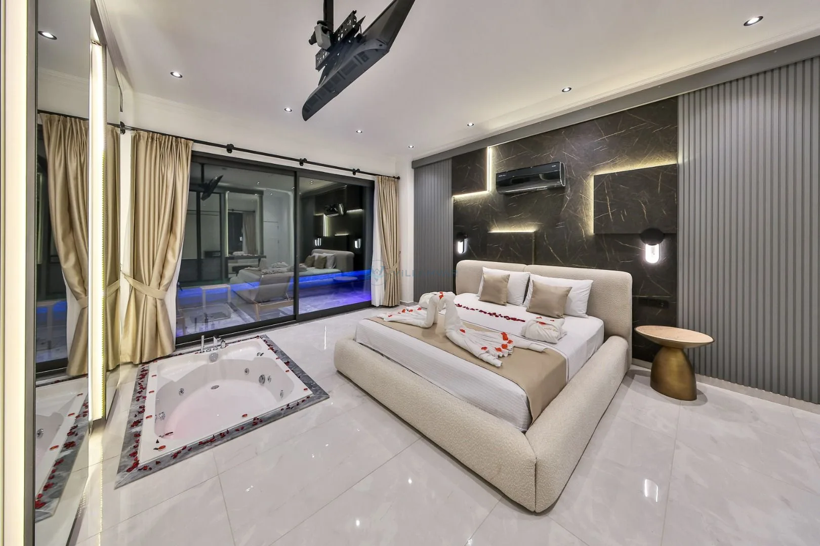 Villa Free