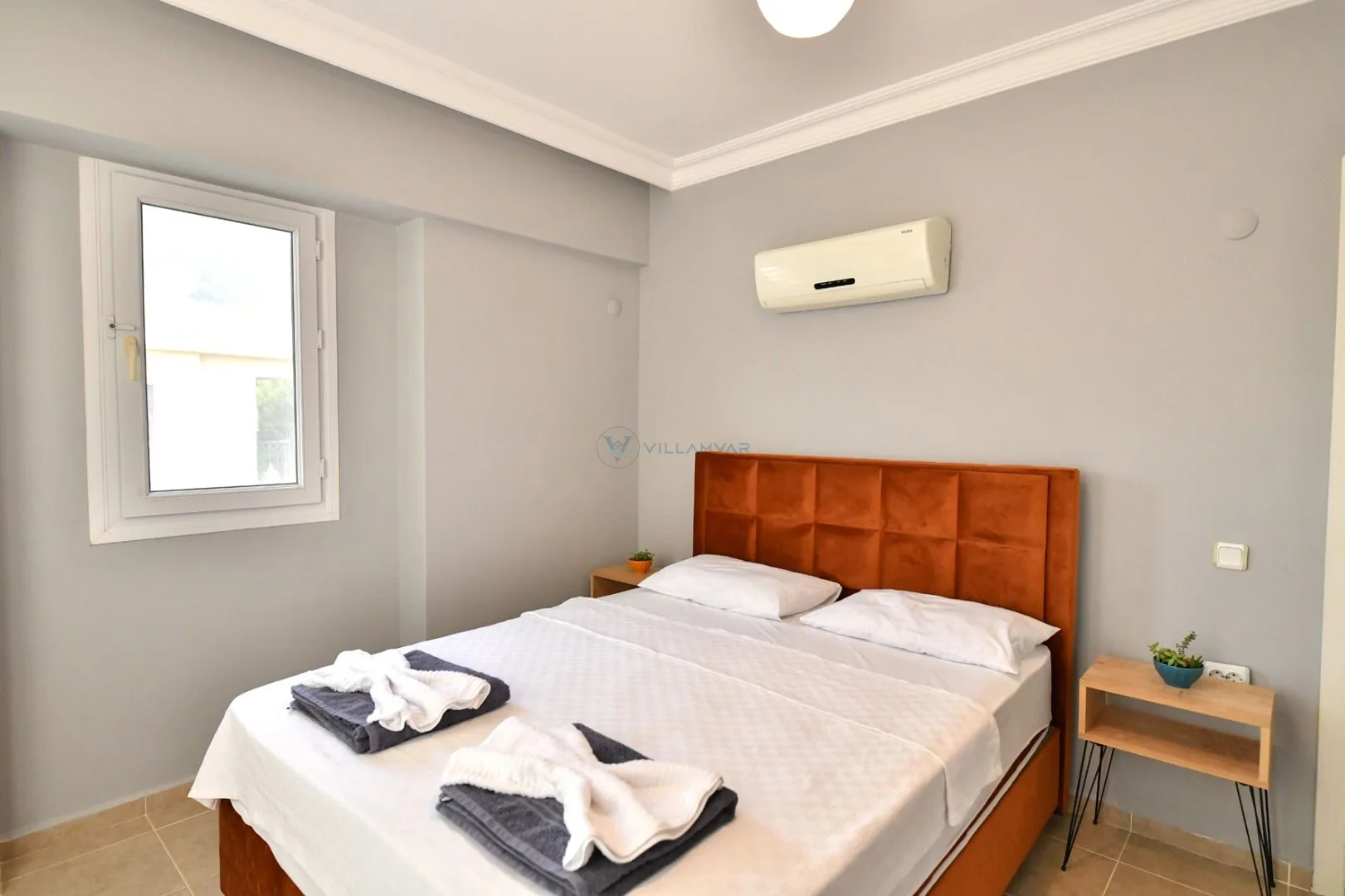 Villa Almond Duo