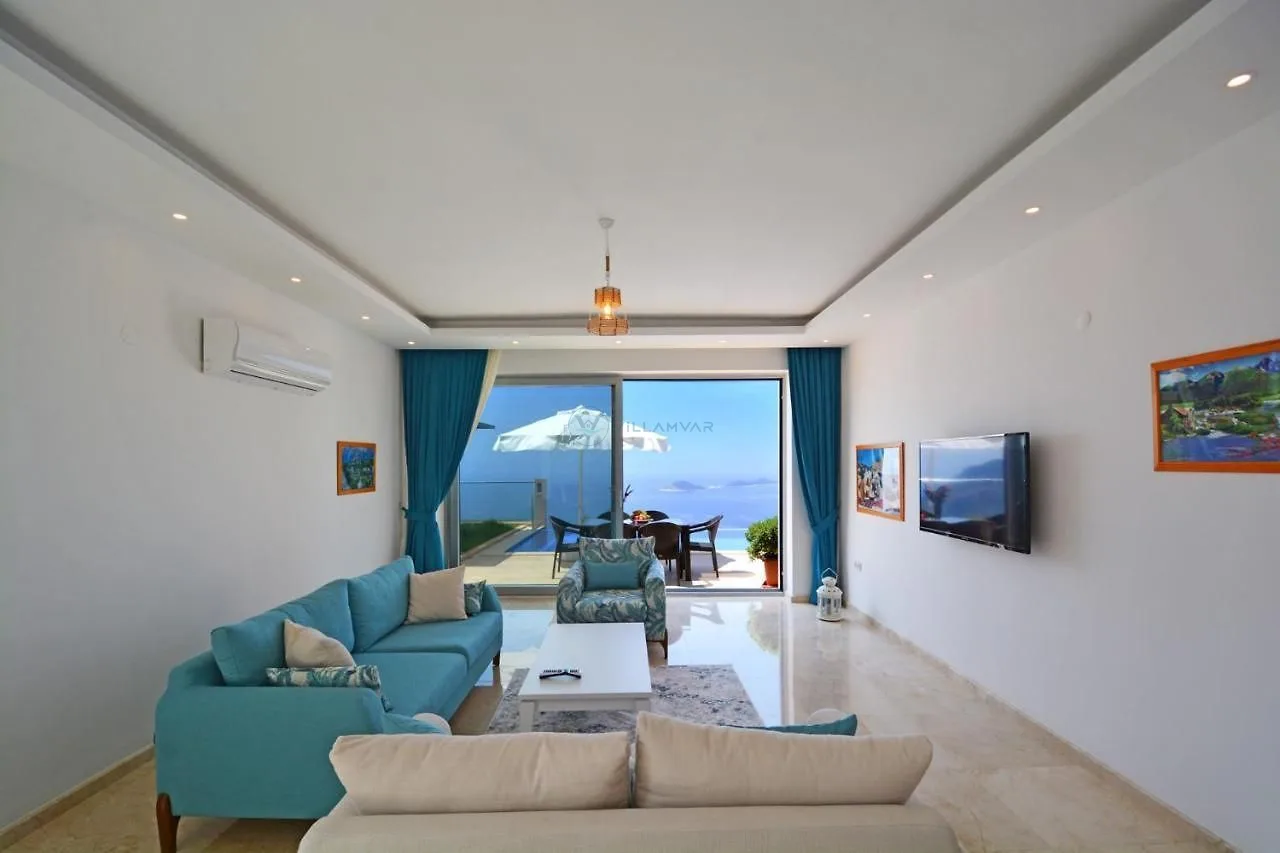 Villa Avon