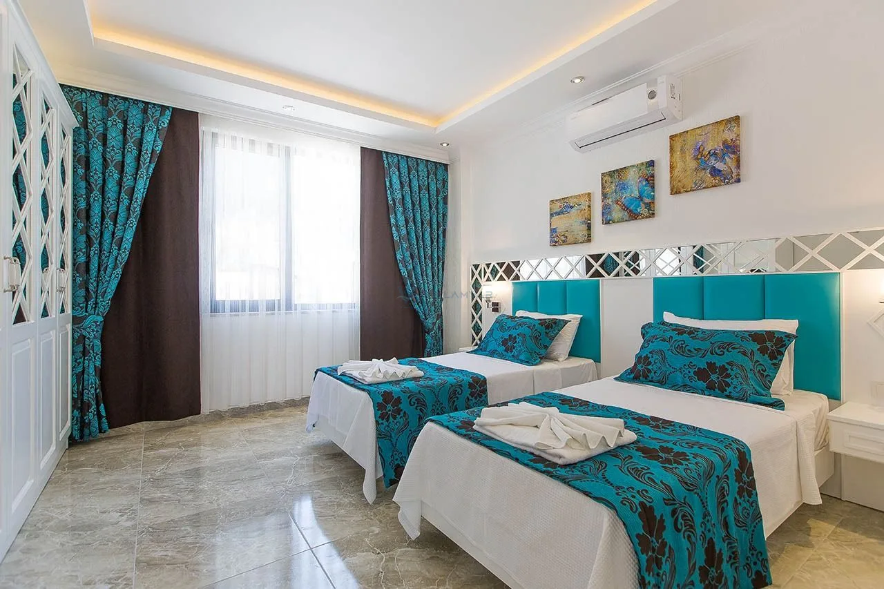 Villa Adelya