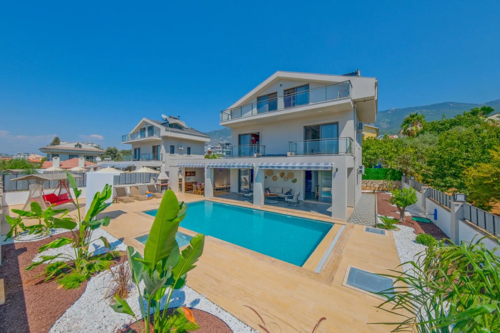 Villa Safra 1