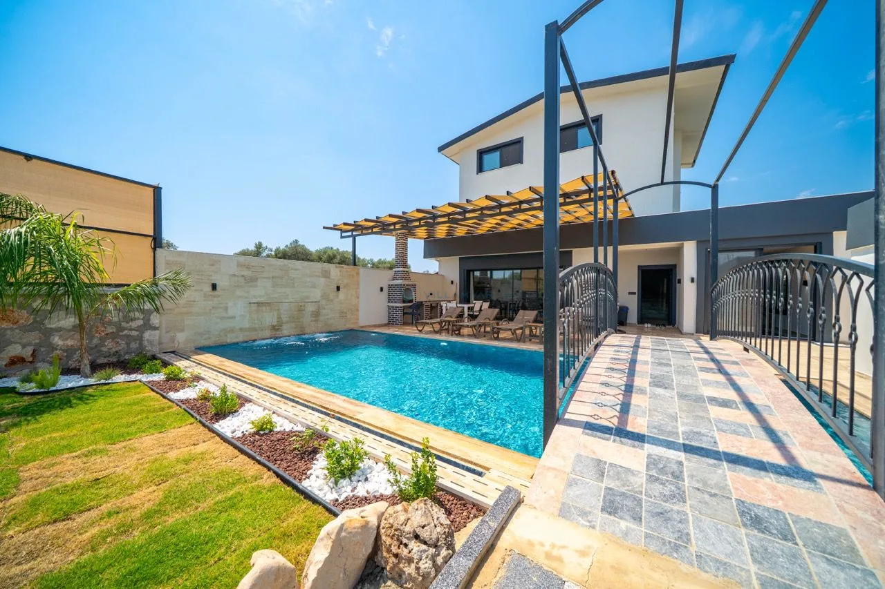 Villa Genesis 2