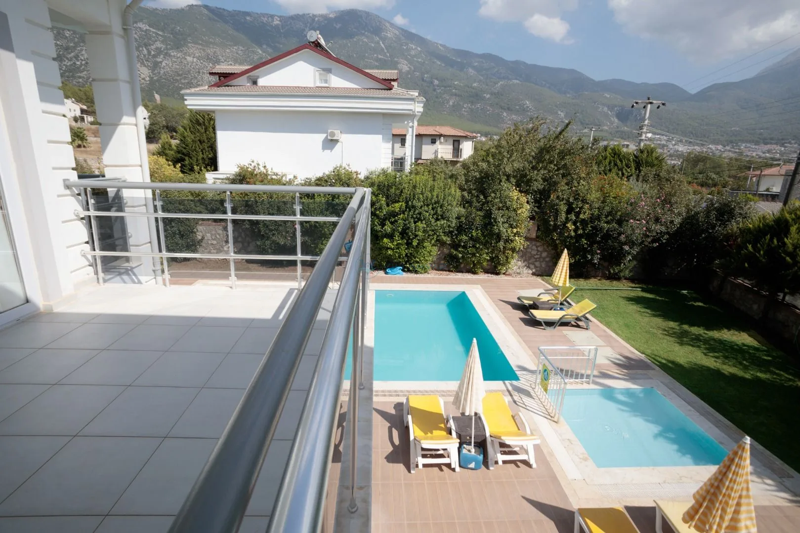 Villa Dera 3
