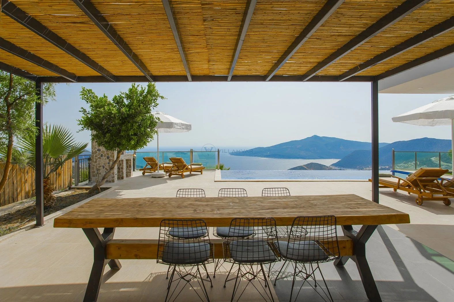 Villa Sunrise