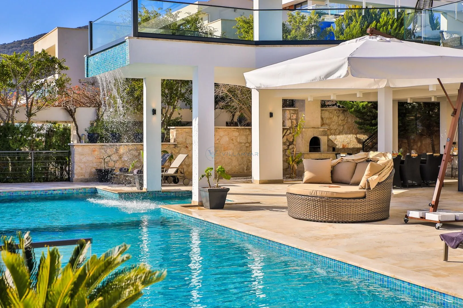 Villa Lavonya