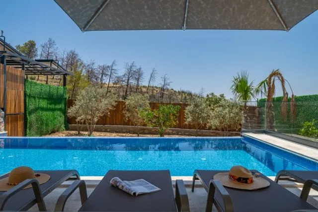 Villa Sarnis