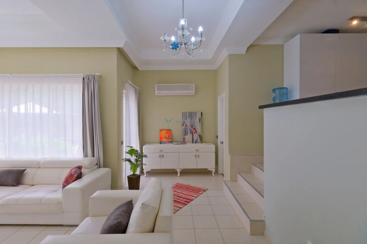 Villa Gün Rengi