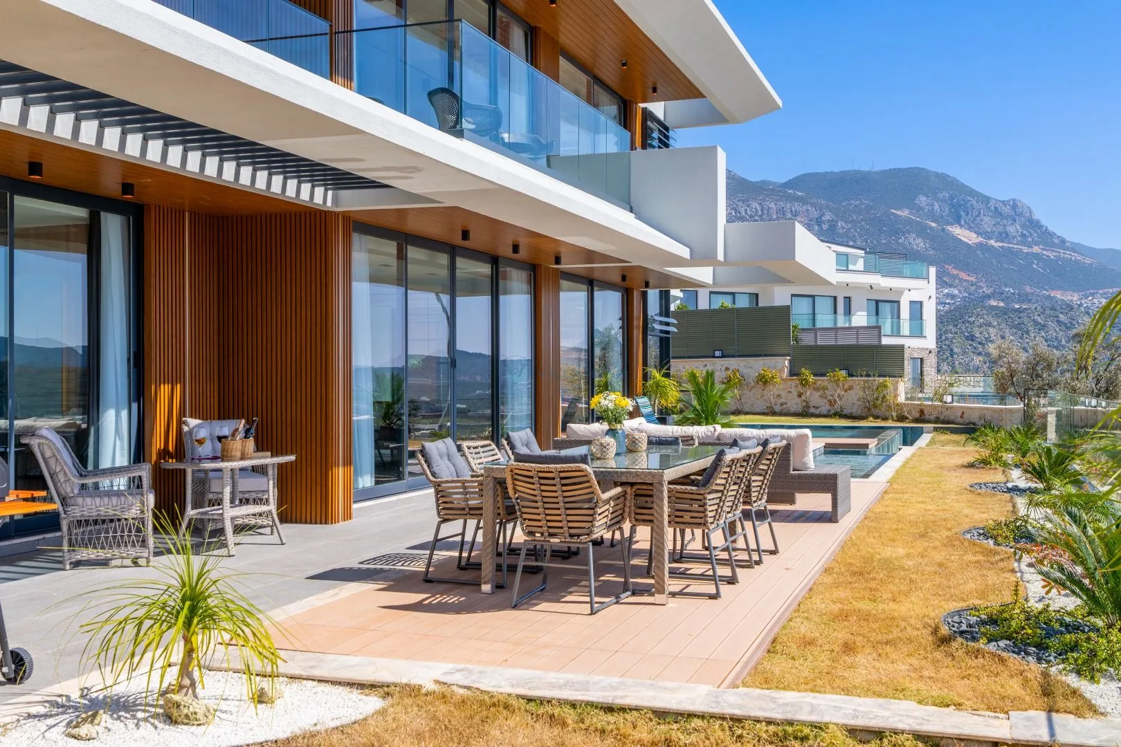 Safran Rental Kalamar