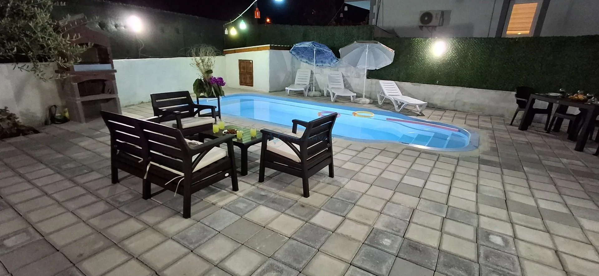 Villa Banora 2