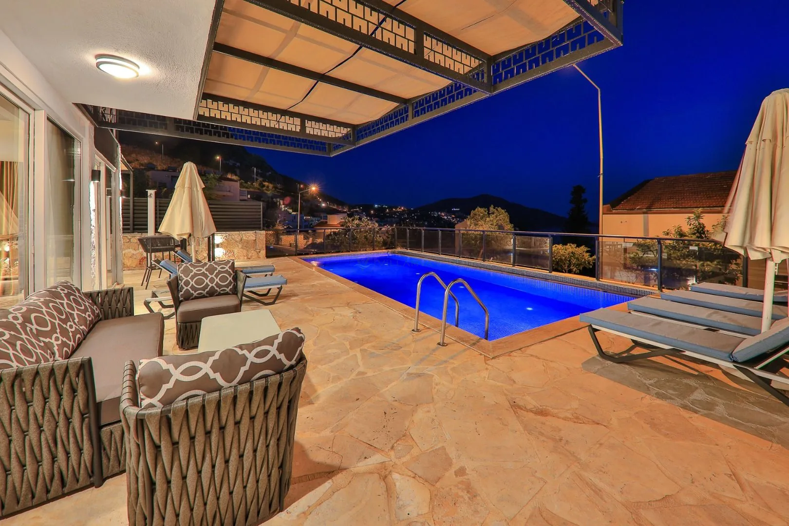 Villa Roa Hills 2