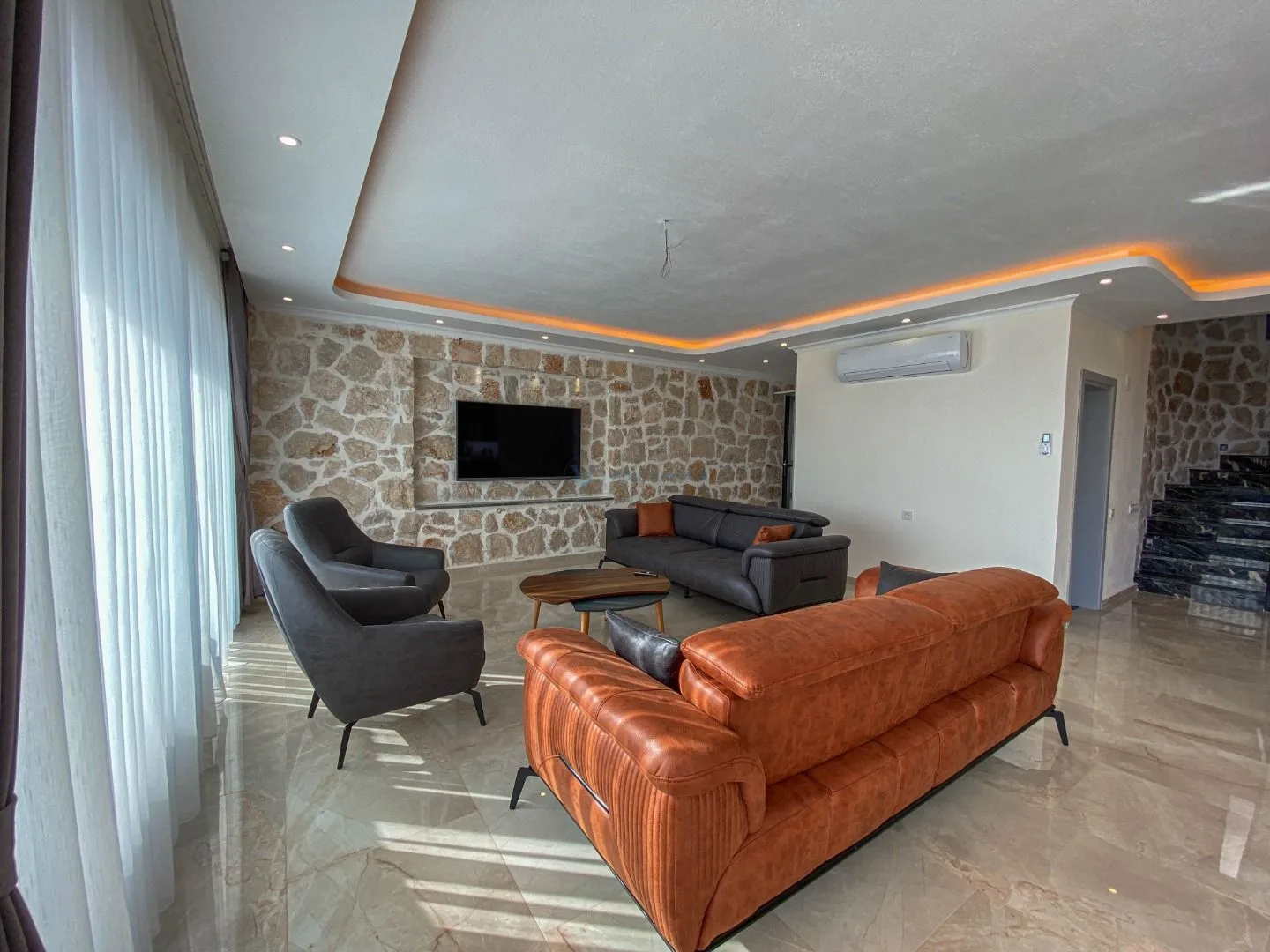 Villa Leyla