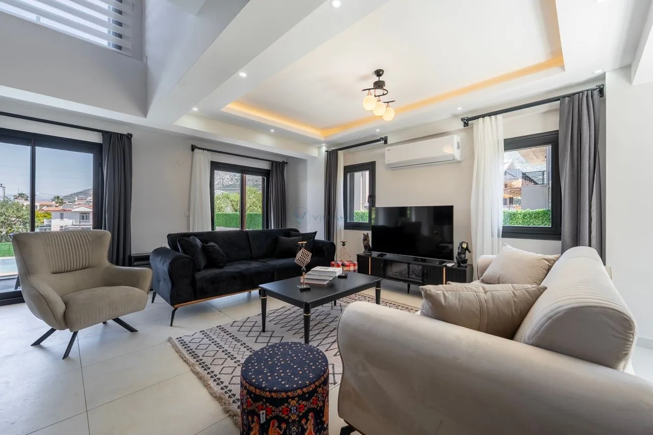Villa Ay Luxe