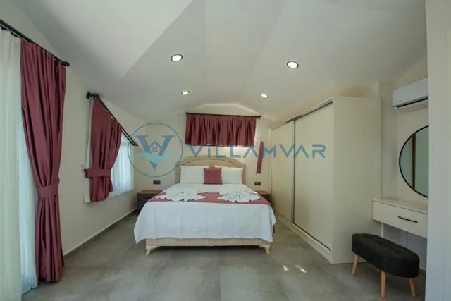 Villa Fullmoon