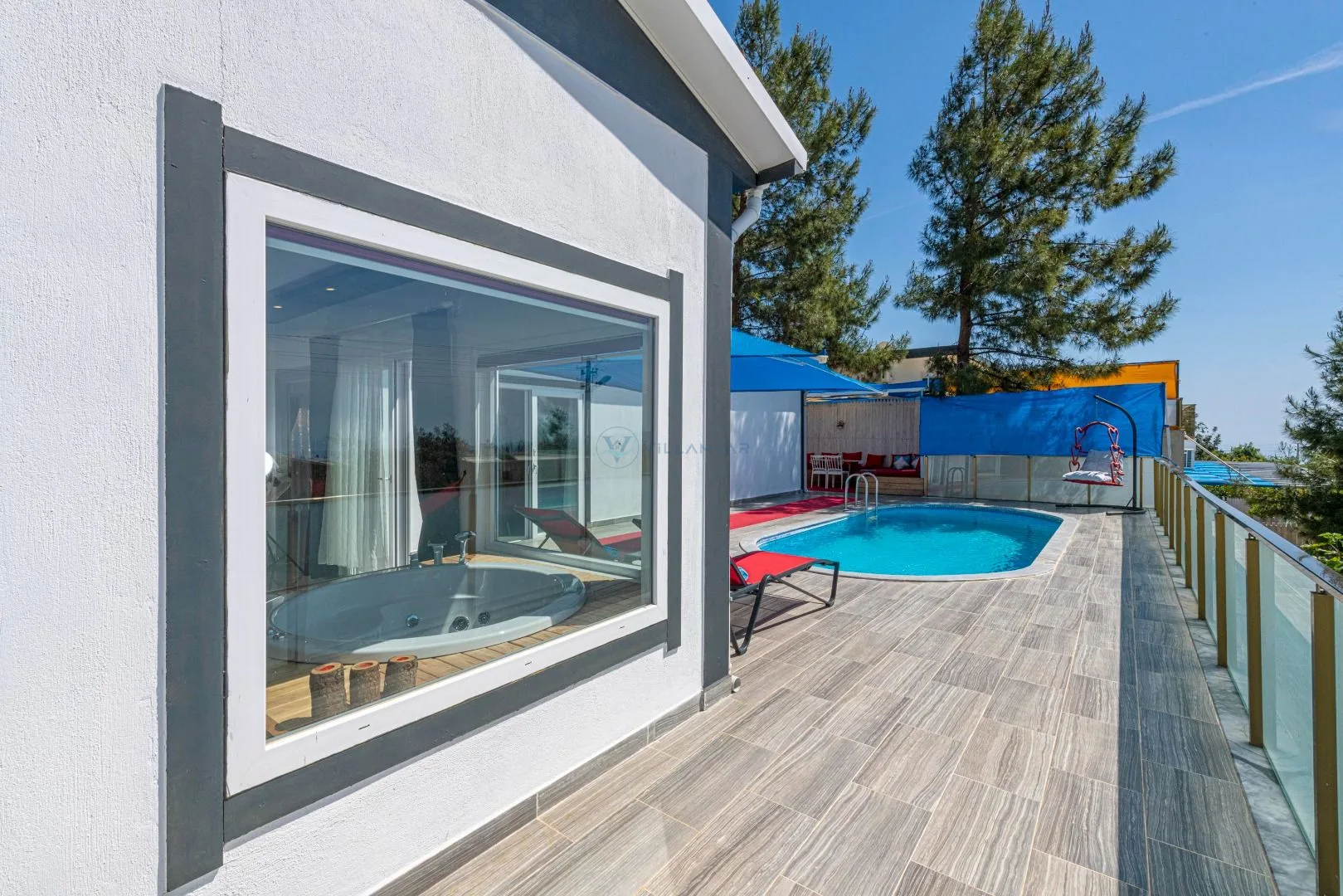 VR Villa Nazo