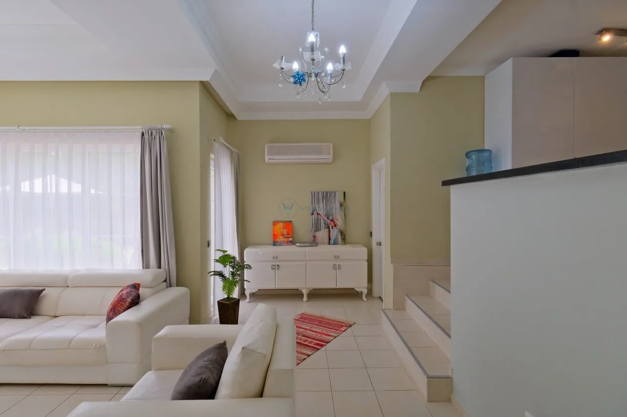 Villa Gün Rengi