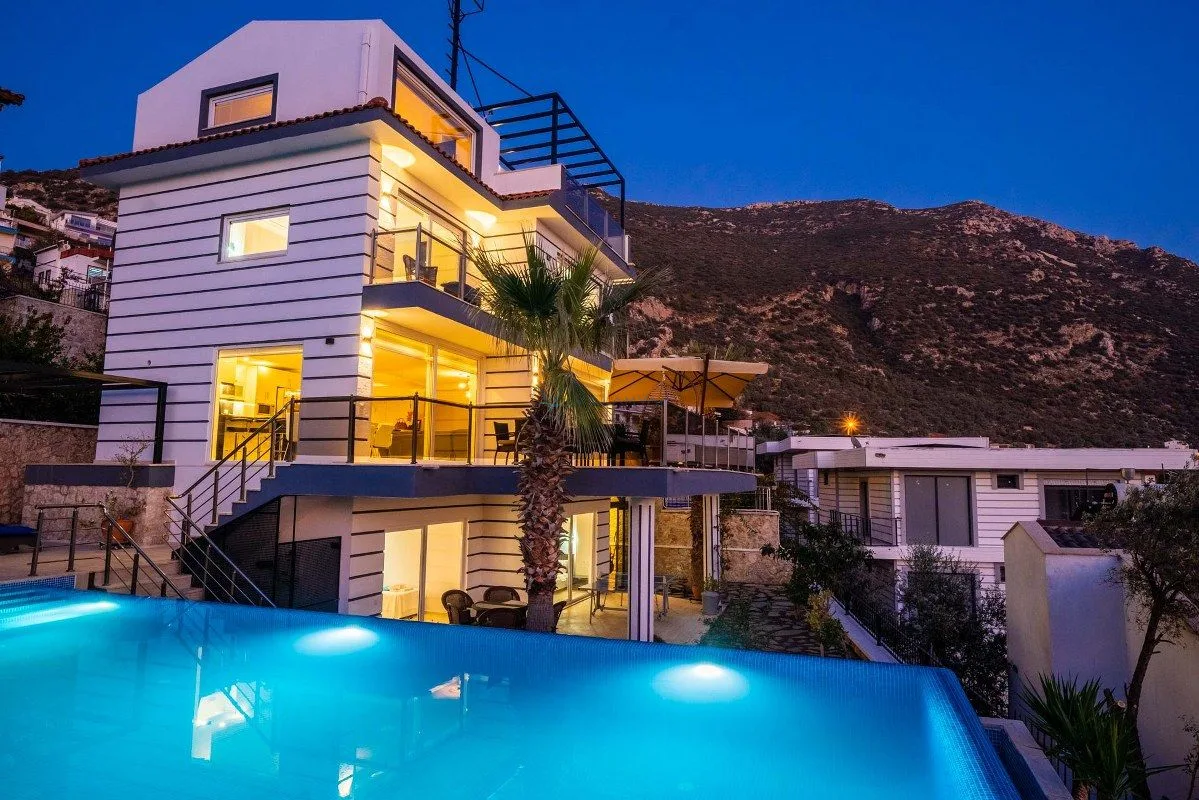 Villa In The Sky
