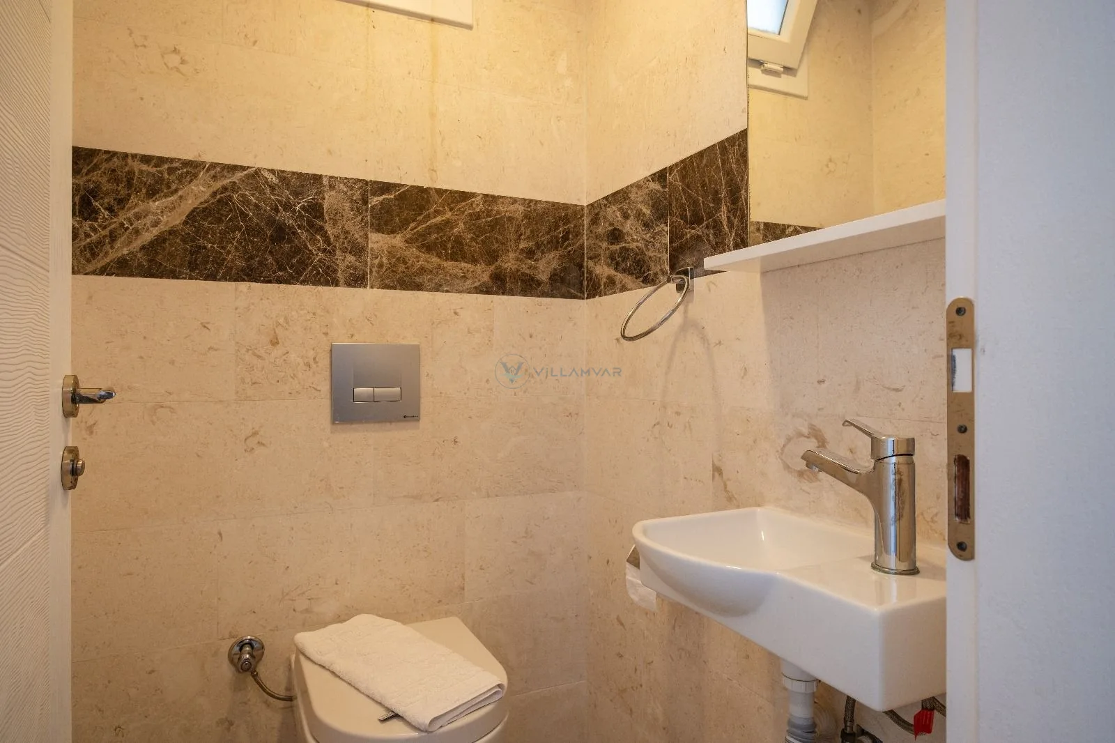 Villa Silver Orkide