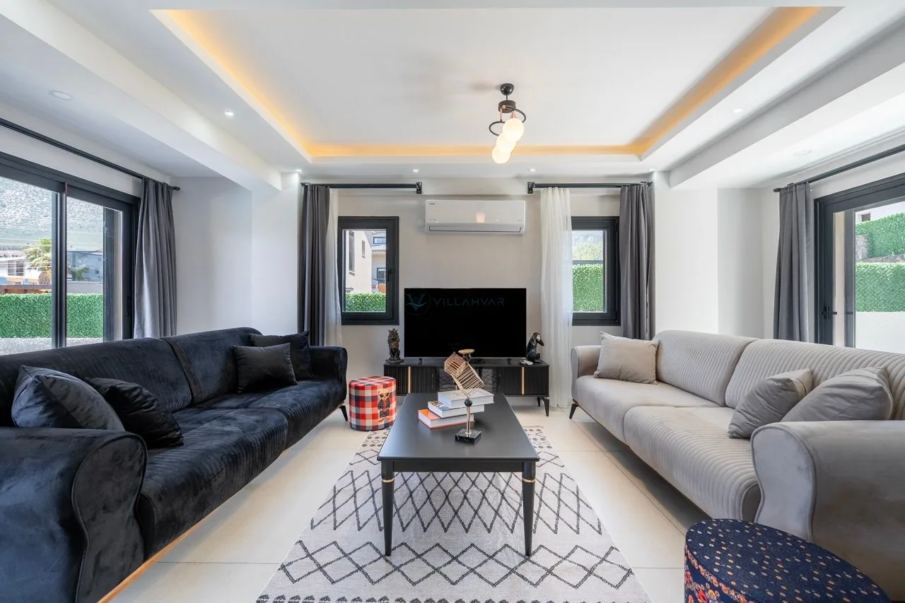 Villa Ay Luxe