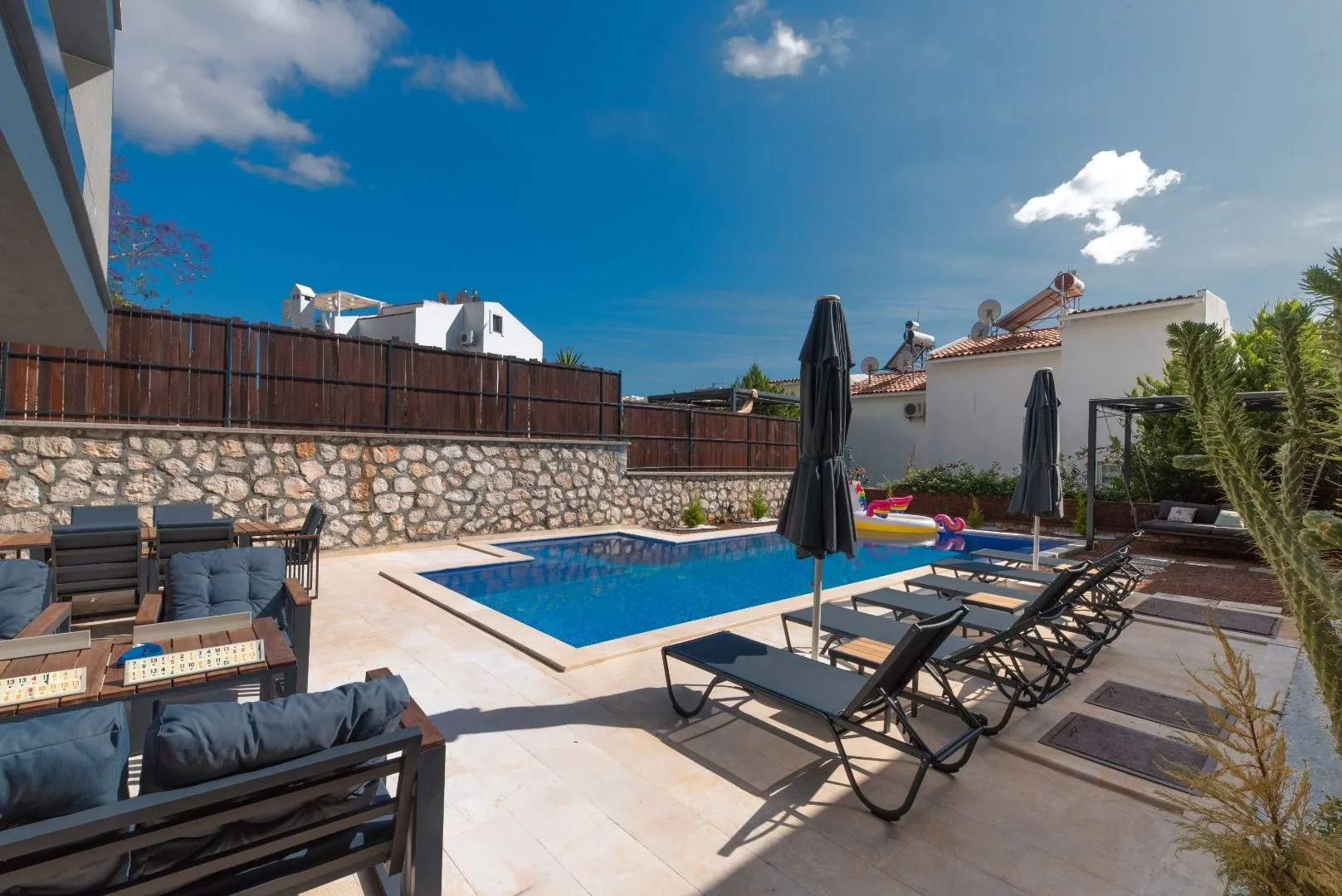 Villa City