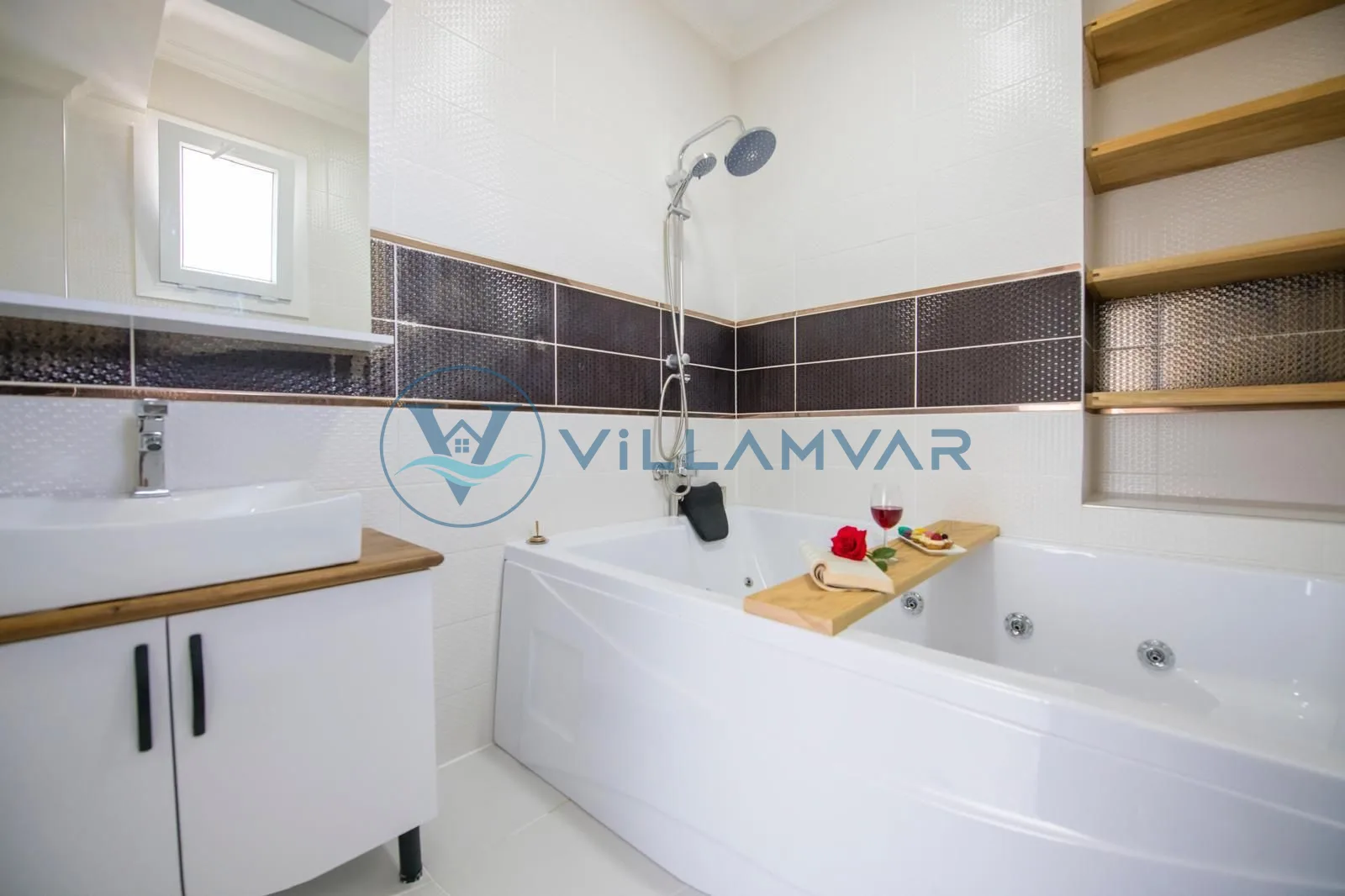 Villa Kenibar