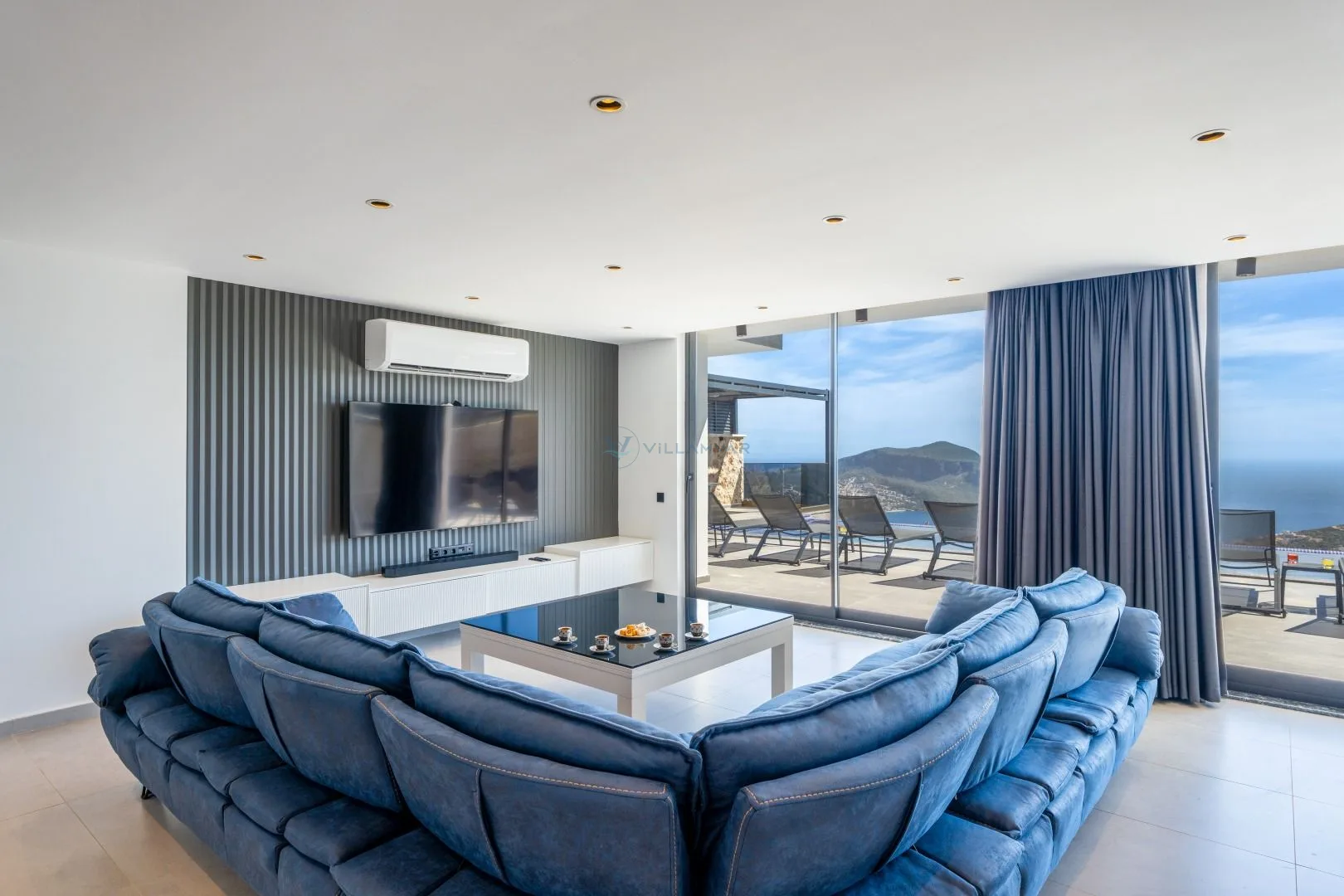 Villa Elit 3 Soldaki