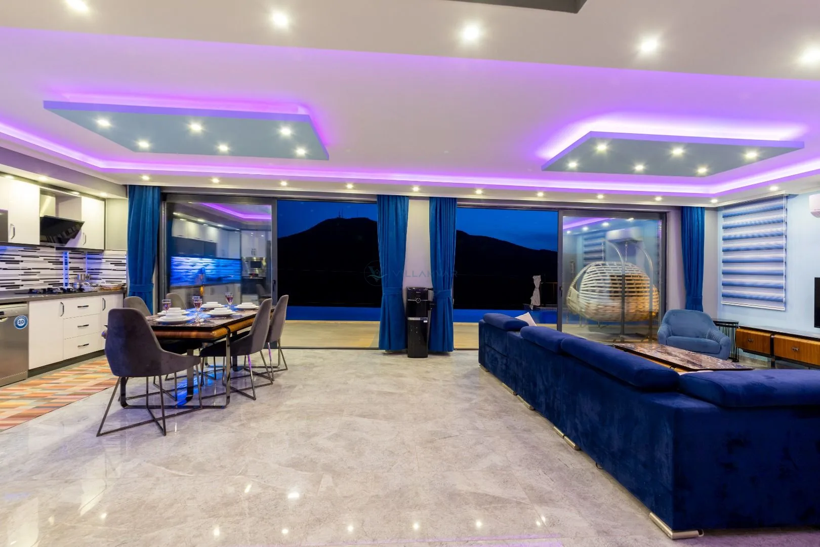 Villa Pilot