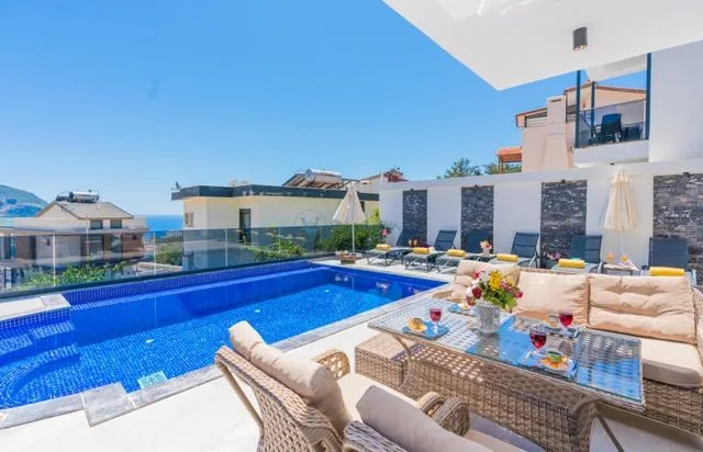 Villa Moonlight