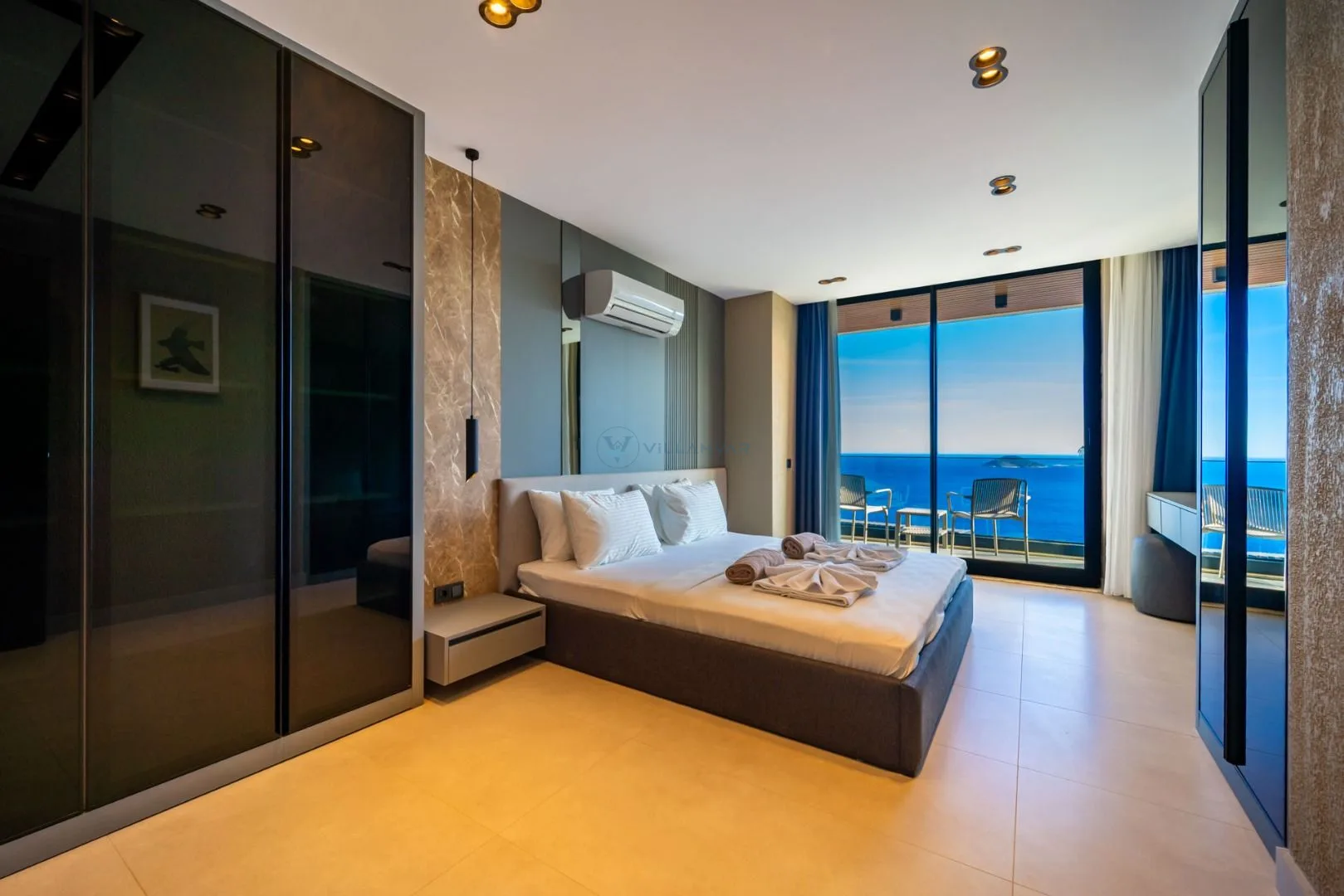Villa Aura F