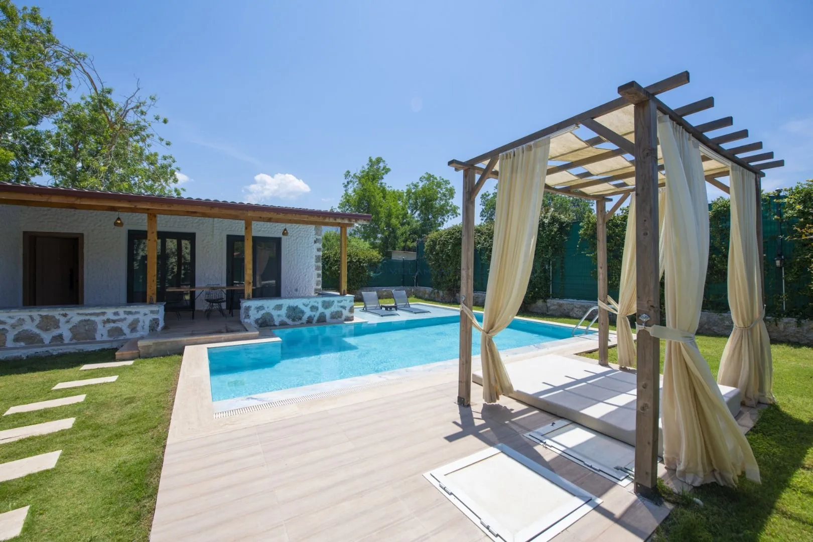 Villa Calvin Mini