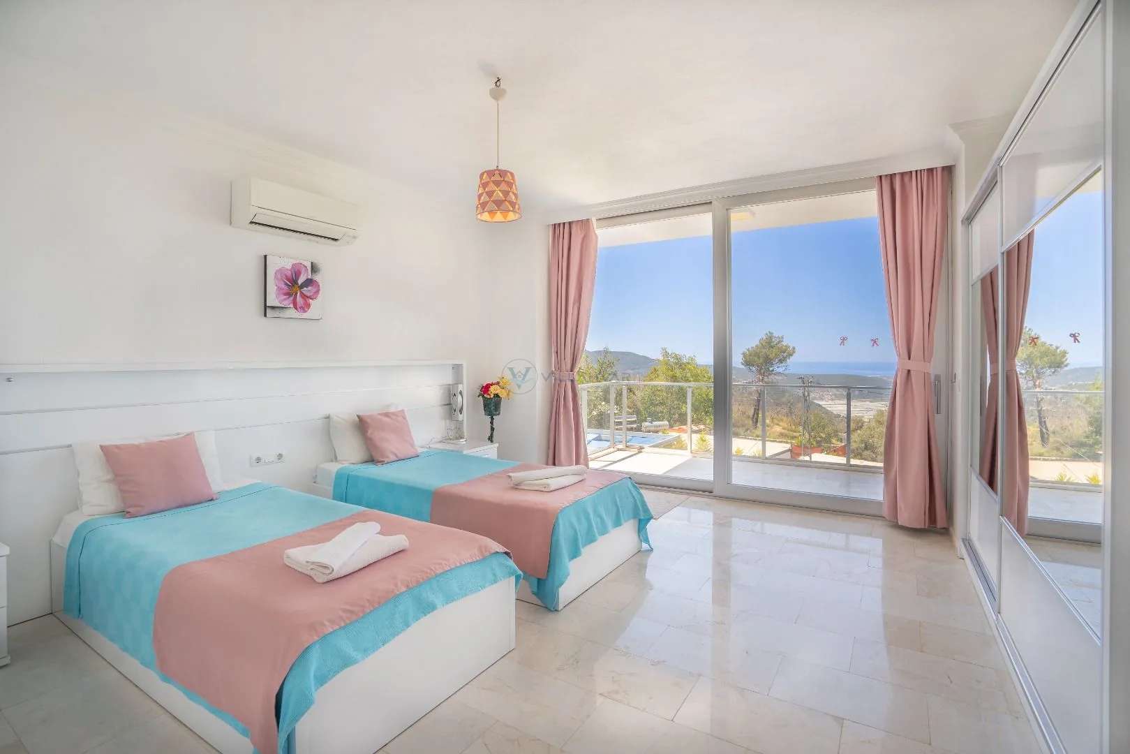 VR Villa Lider