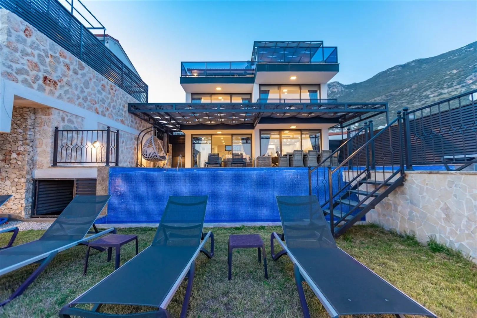 Villa Roa Hills 1