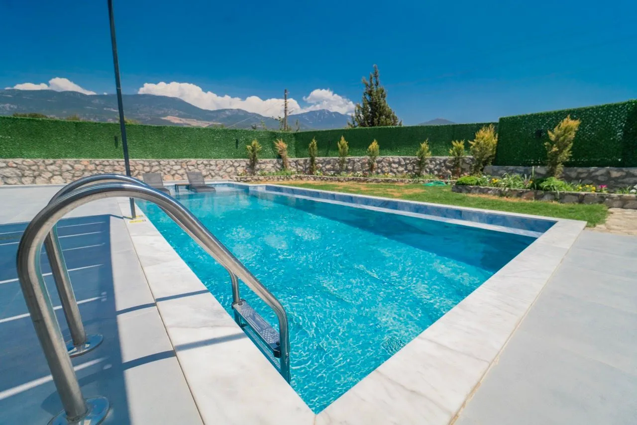 Villa Gretna 2 Duo