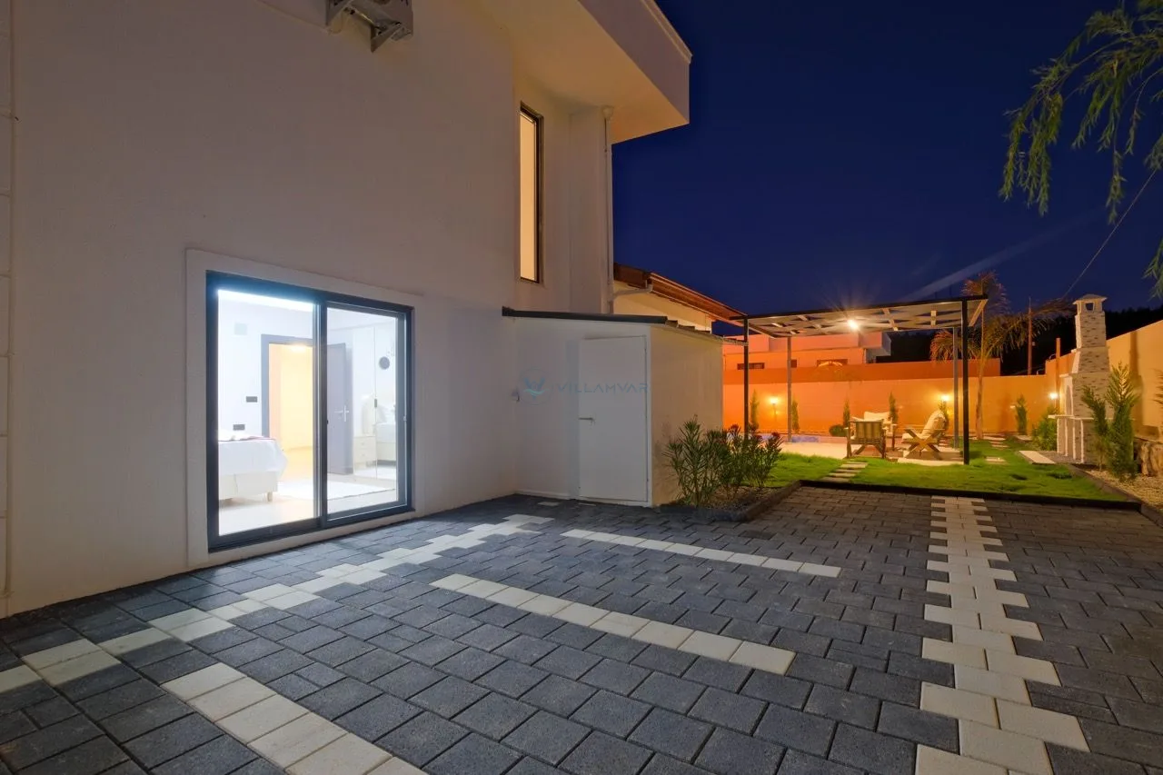 Villa Pakira 1