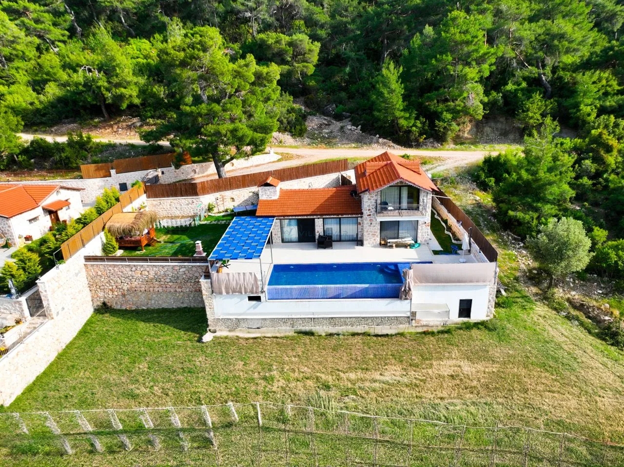 Villa Focus