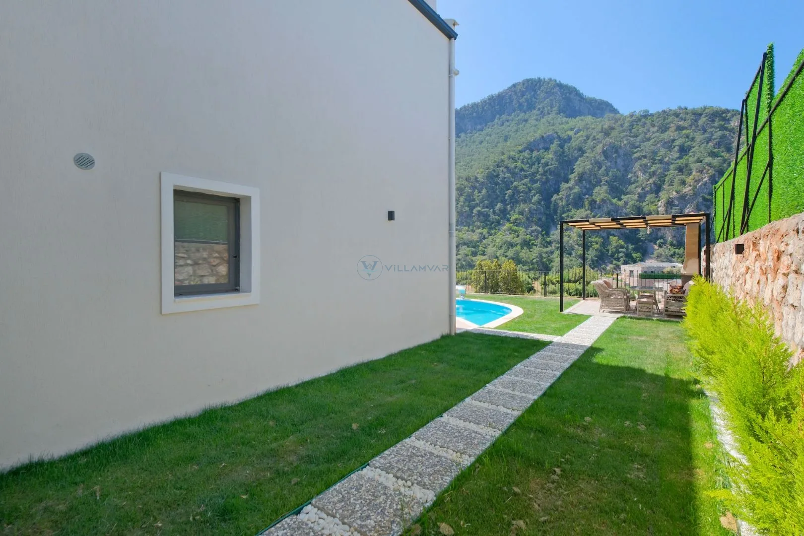 Villa Kulfi
