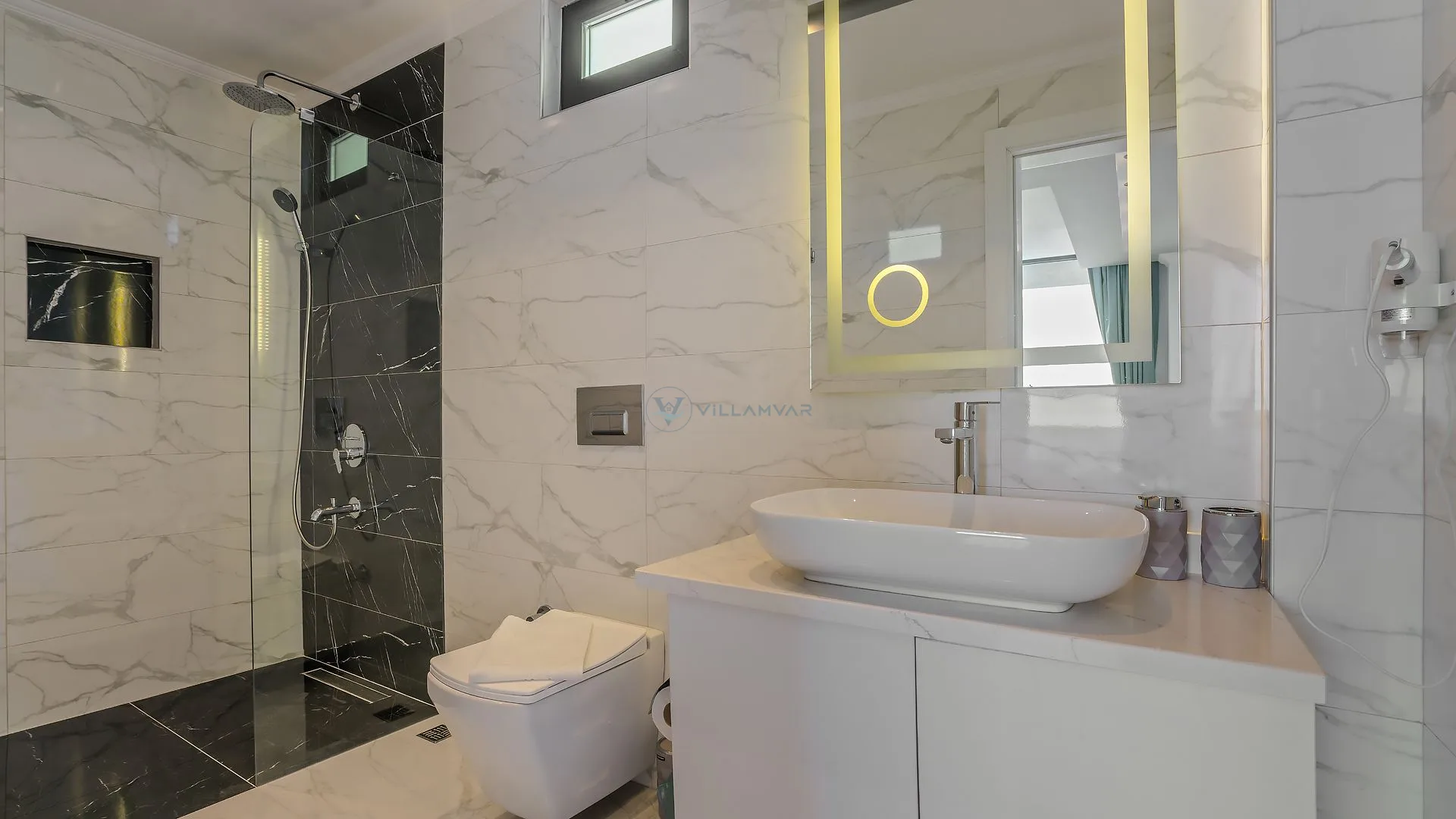 Villa Best Akbel