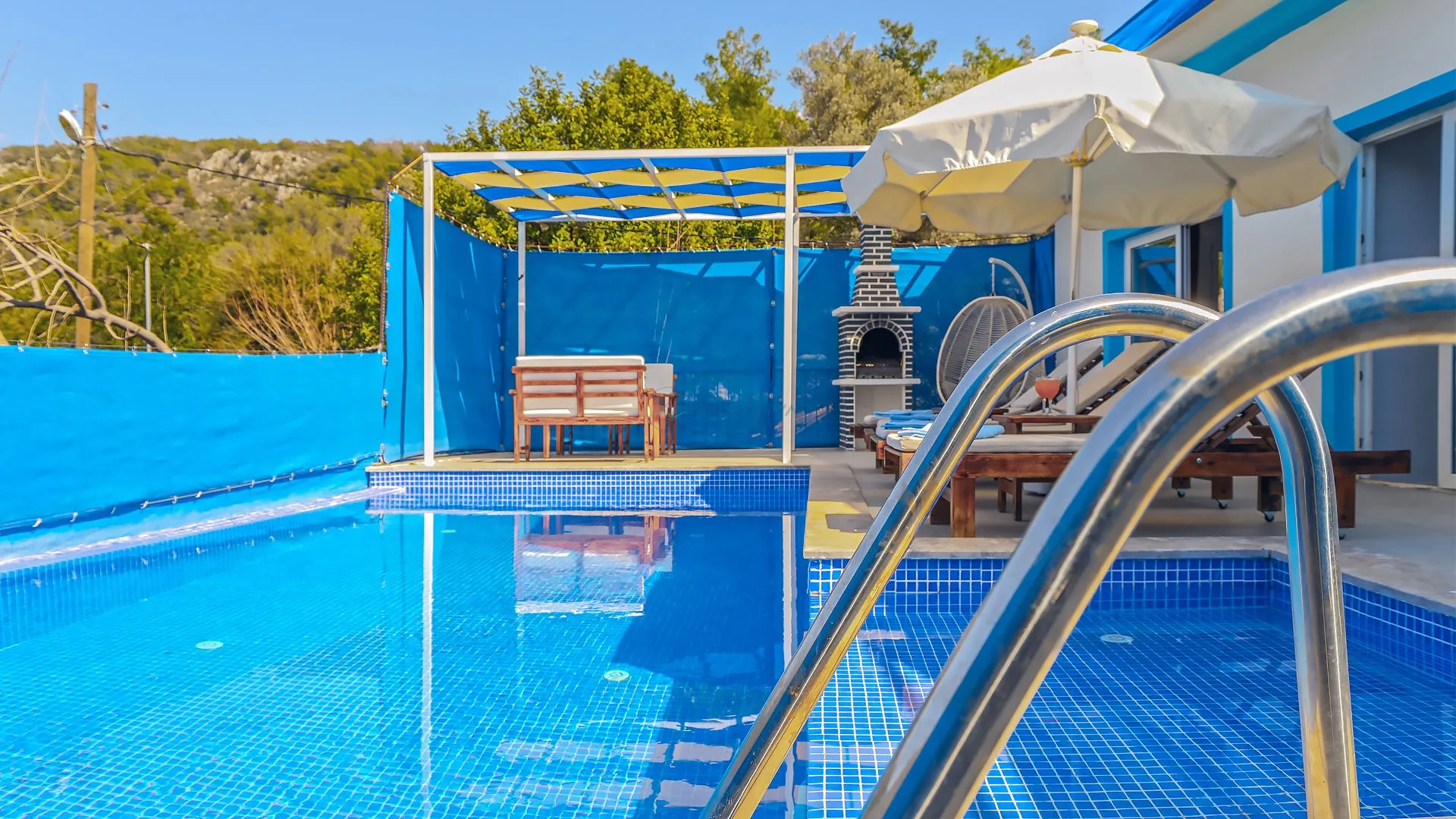 Villa Nadya