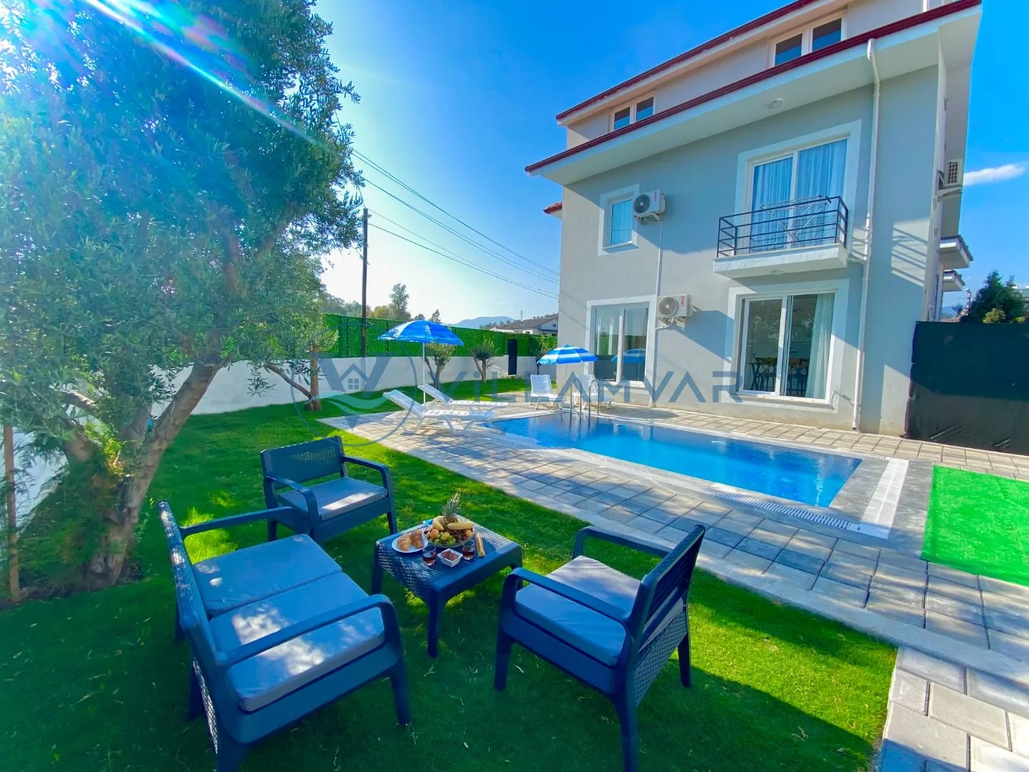 Villa Banora 1
