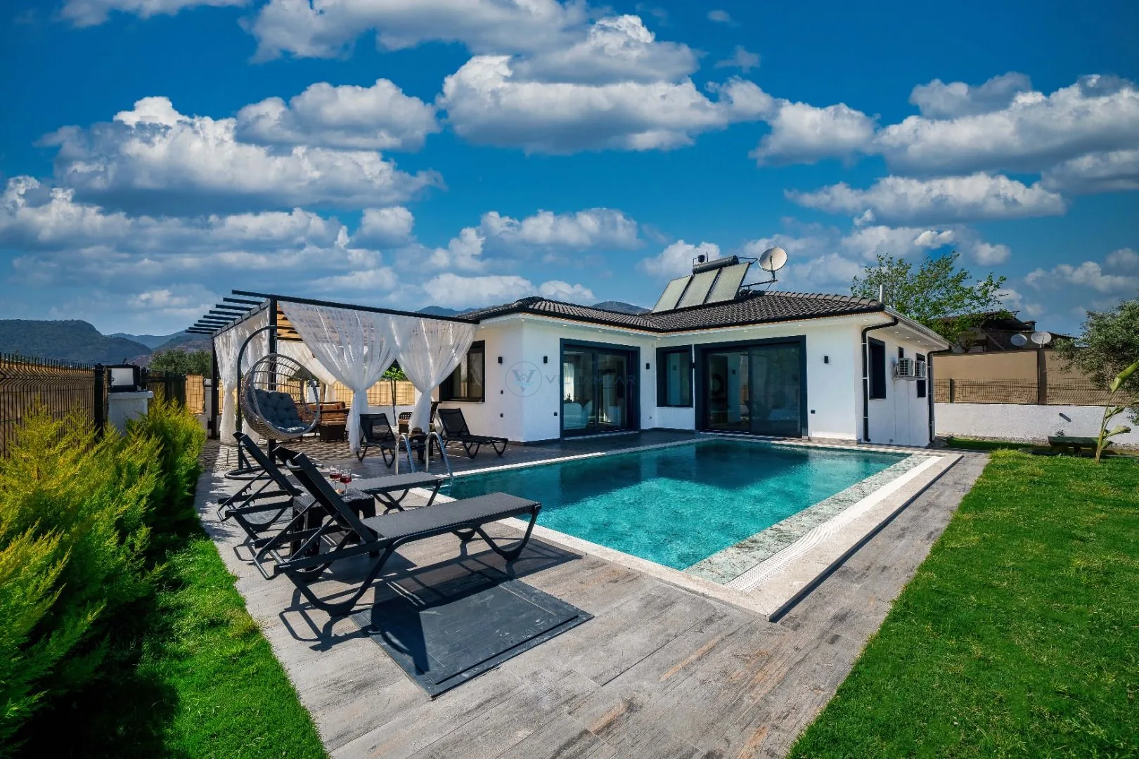 Villa Present