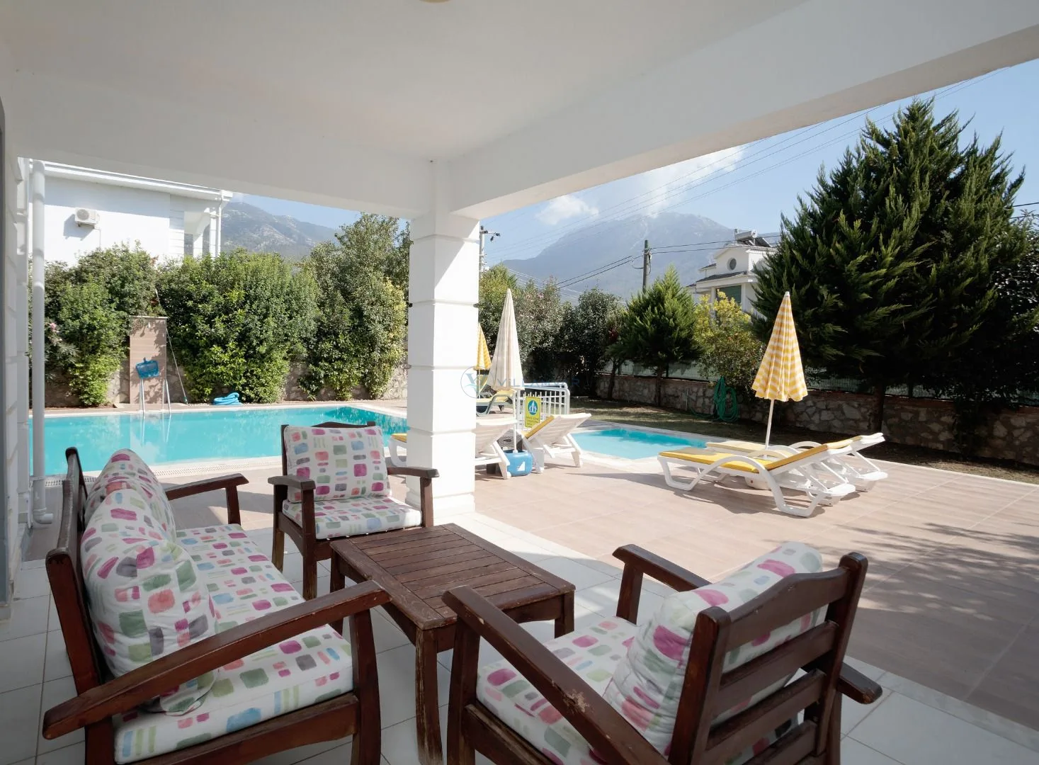 Villa Dera 3