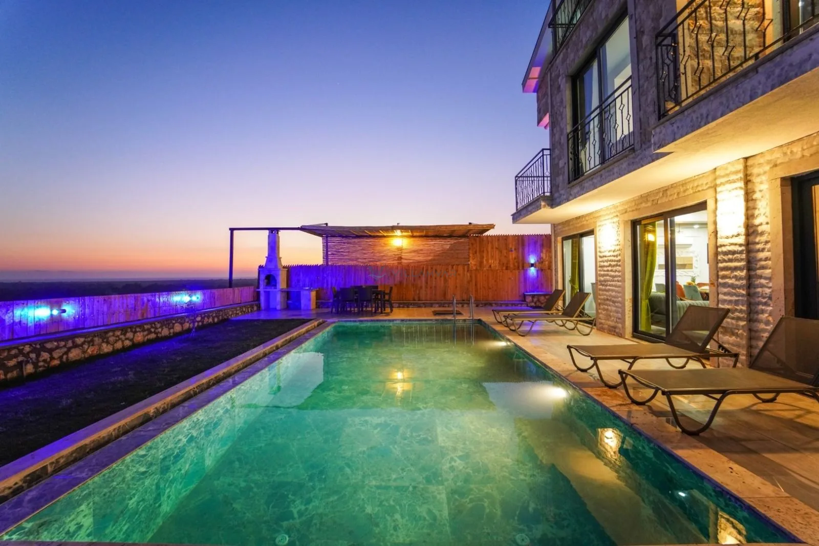 Villa Legendary 2