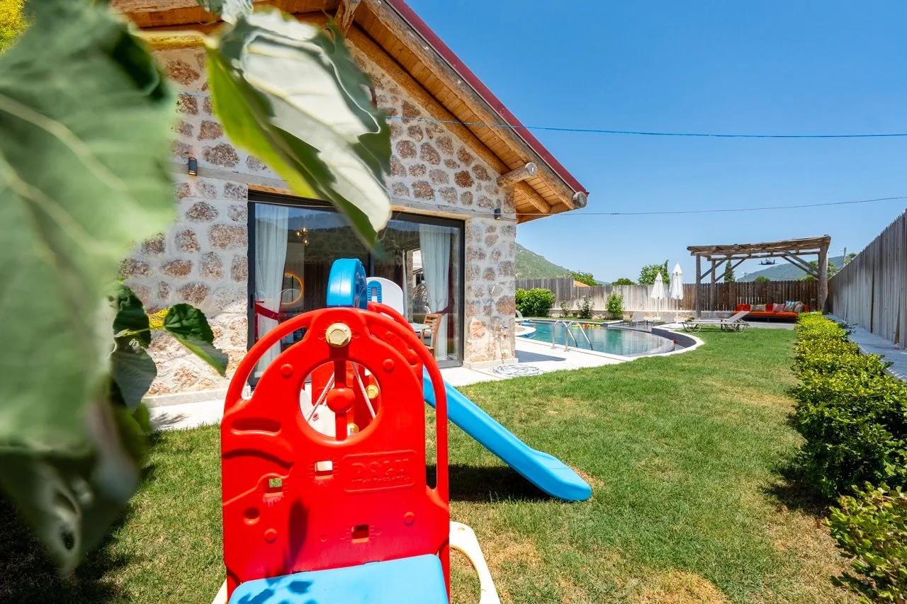 Villa Topçu Stone