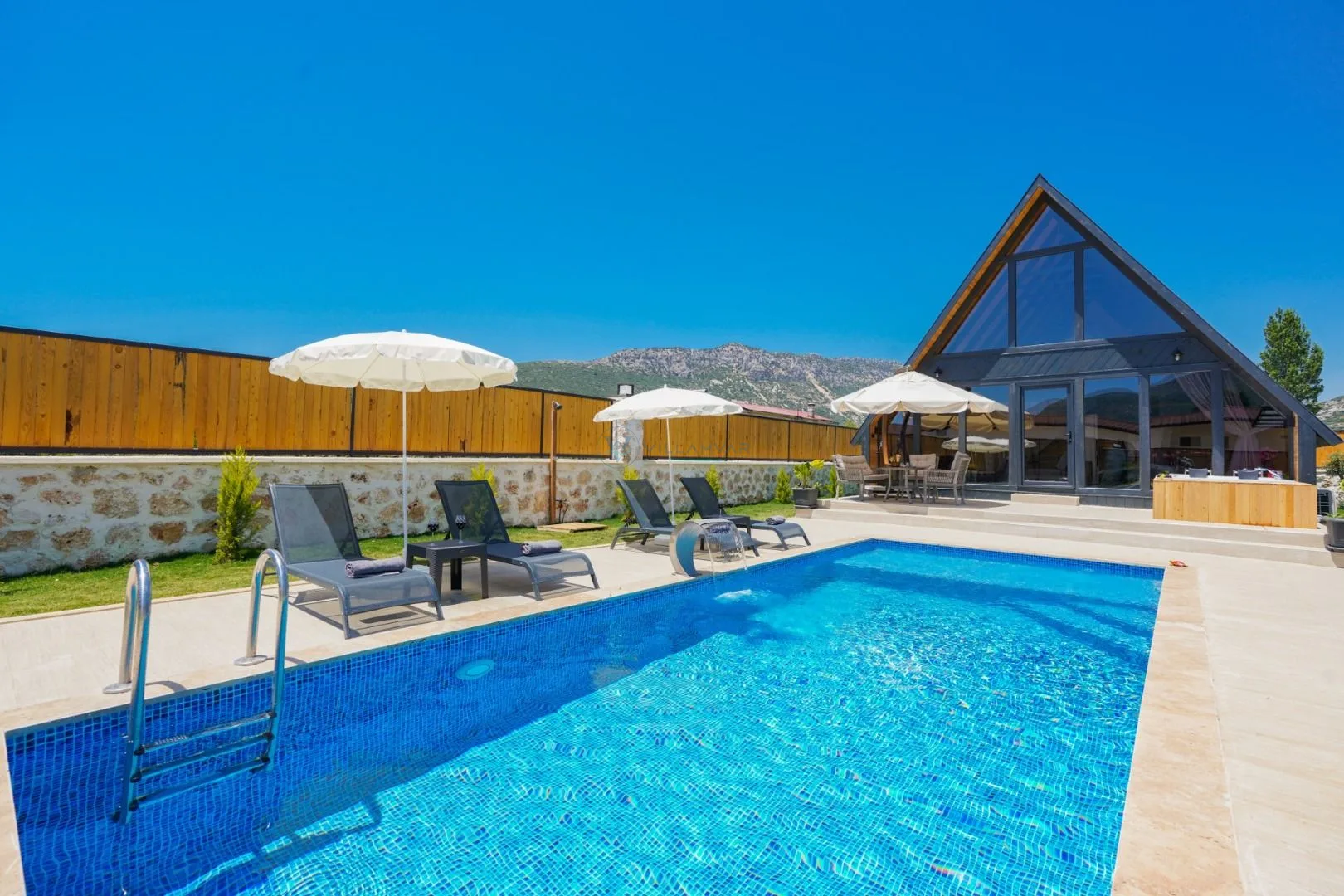 Villa Aslan Bezirgan