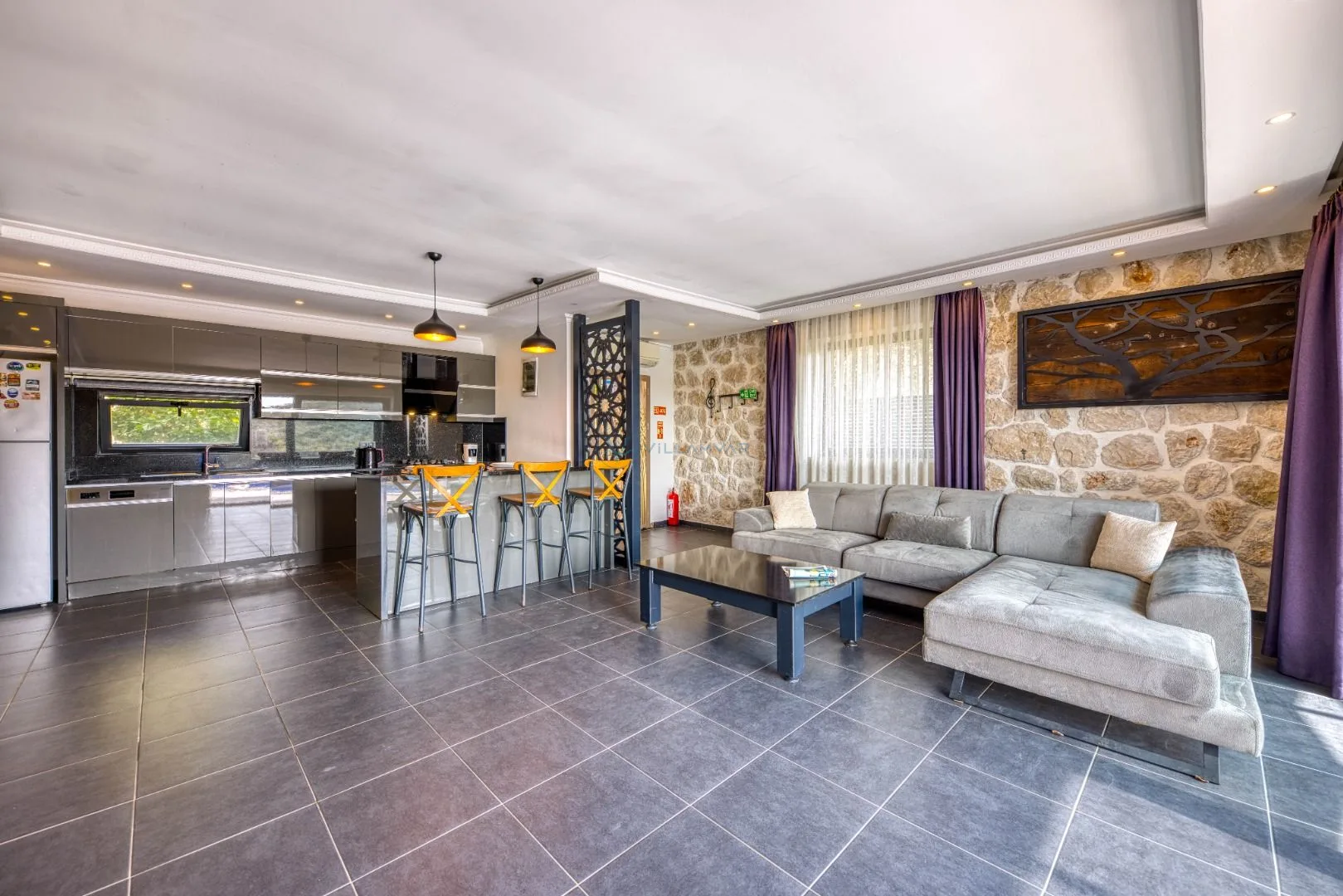 Villa Panamera Cal