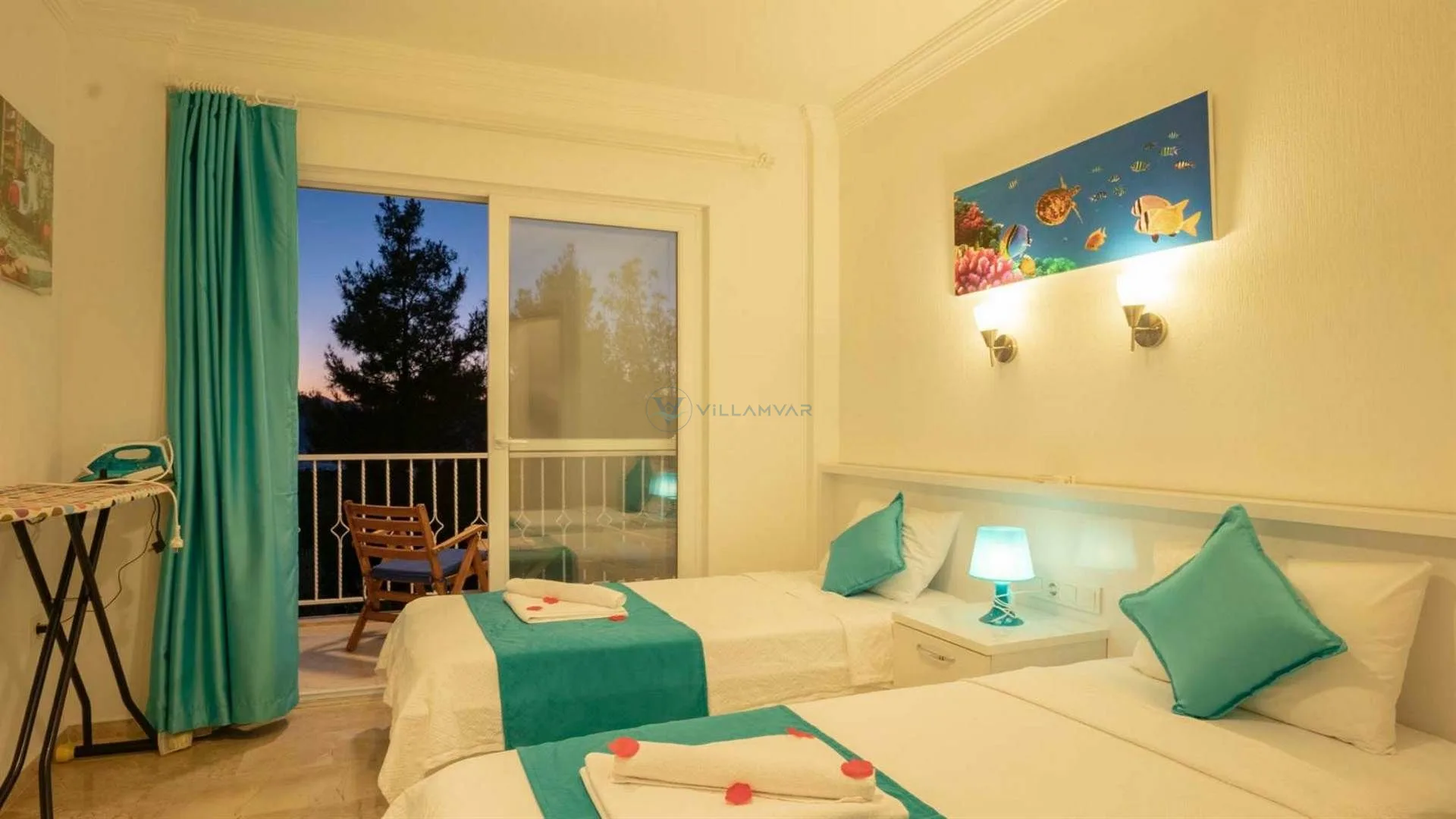 Villa Uzaktaki Şehir