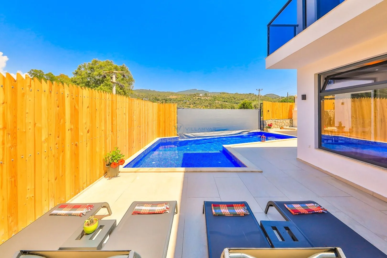 Villa Metaverse