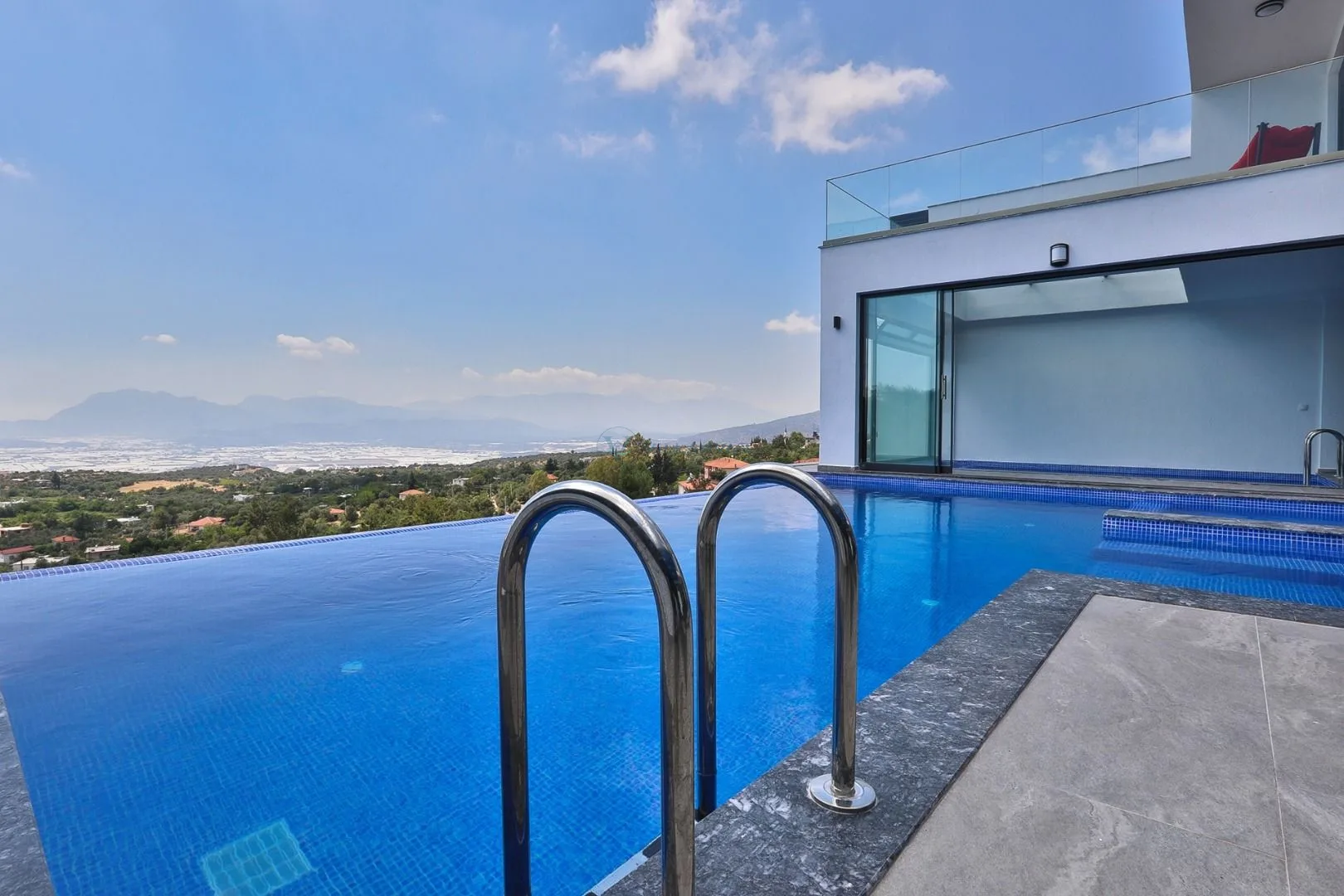 Villa Nova Üzümlü