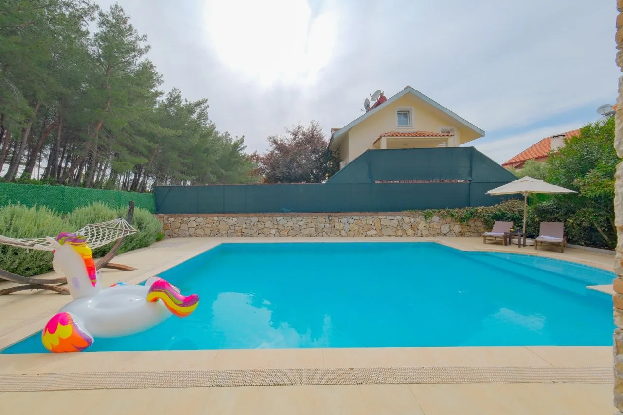 Villa Gün Rengi